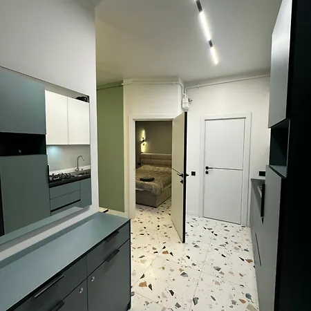 On Snijna Street 5 Lägenhet