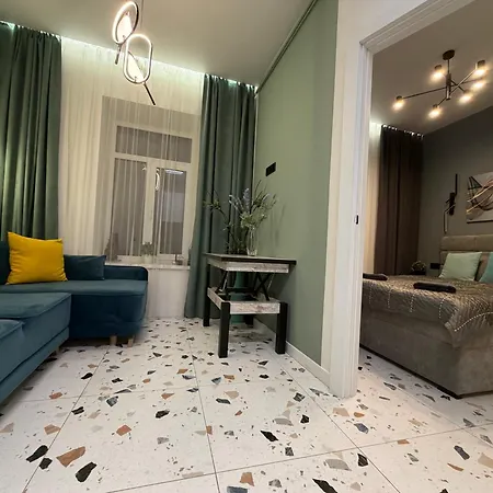 On Snijna Street 5 *