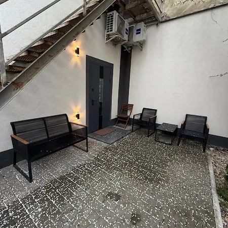 Apartment On Snijna Street 5