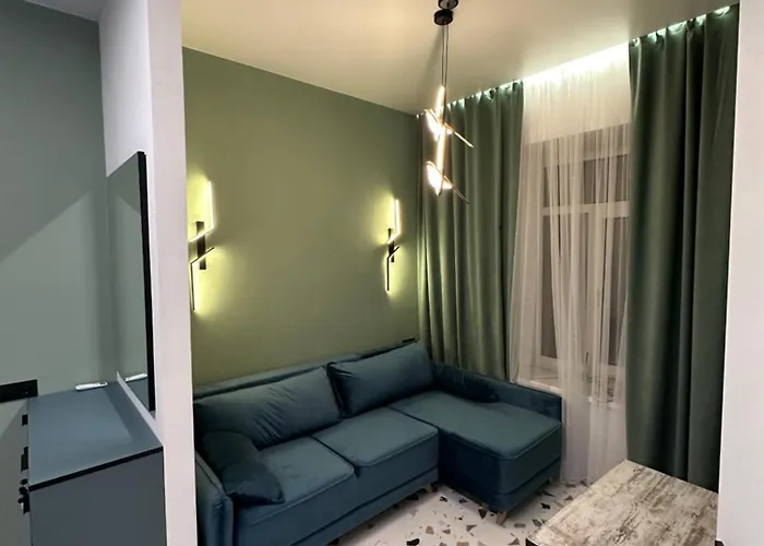 On Snijna Street 5 *