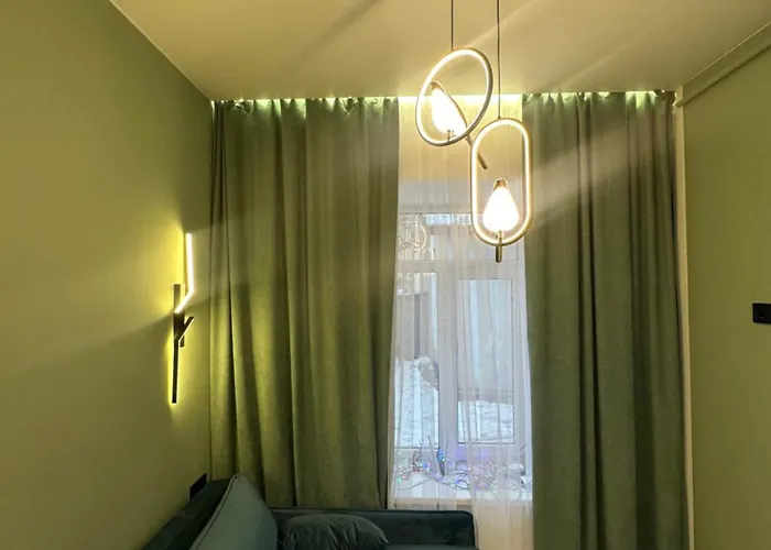 On Snijna Street 5 *