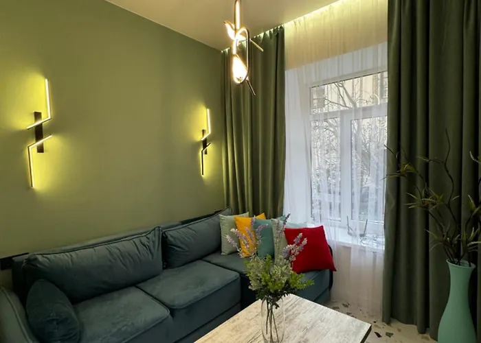 On Snijna Street 5 דירה *